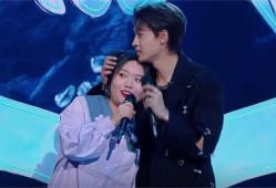 刘大锤最新爆料姐弟恋,甜蜜互动引网友热议