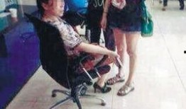 博主爆料胖女生下跪视频,博主爆料背后的真相